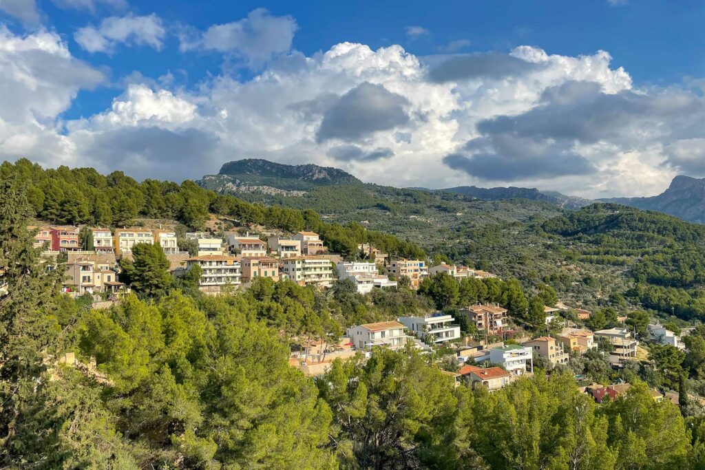 apartment with mountain views port de soller